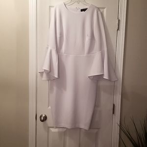 Dressy Dress with/ flare sleeves Size: 14, Brand: ELOQUII